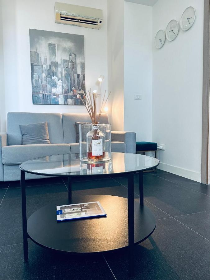 Eureka Apartment Catania Bagian luar foto
