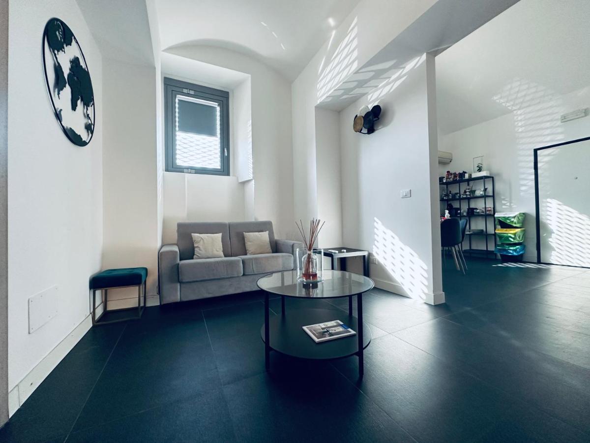 Eureka Apartment Catania Bagian luar foto