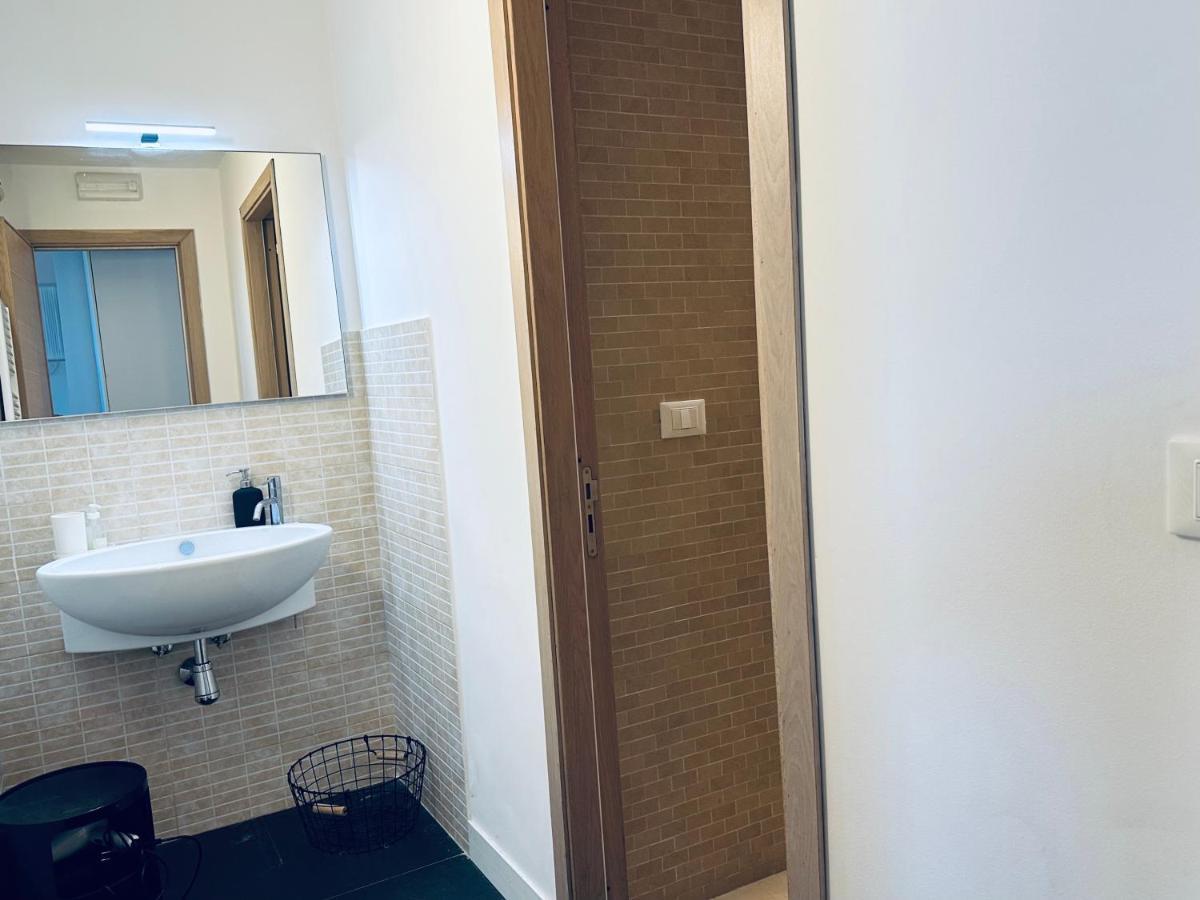 Eureka Apartment Catania Bagian luar foto